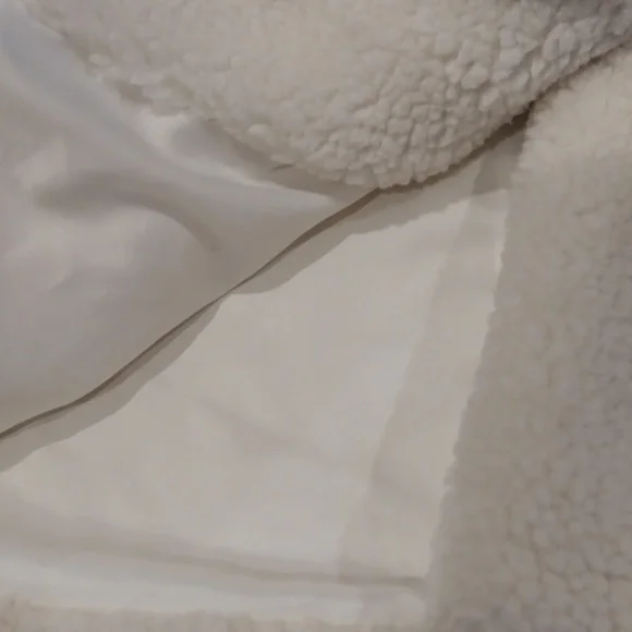 Sherpa coat. Sixe xl - Picture 5 of 5